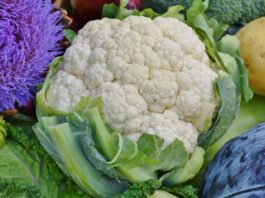white broccoli cauliflower
